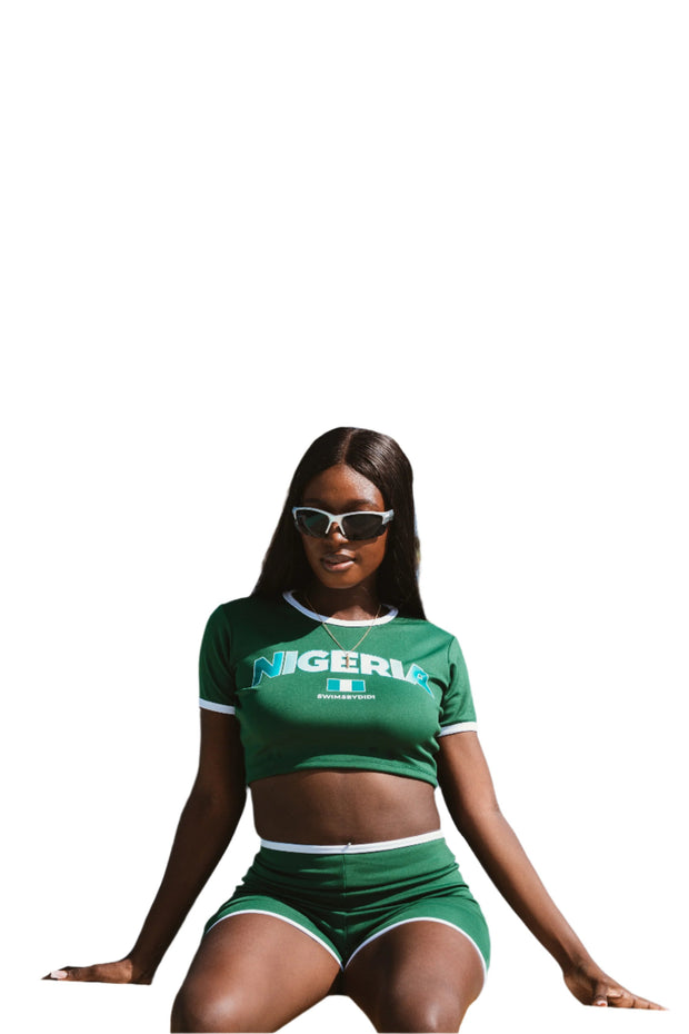 Green Naija Crop Top for Women – Celebrate Nigerian culture in style with this size-inclusive, custom-made crop top. Ideal for casual outings and a perfect fit for any body typ