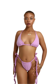 THE STRING DIKINIS